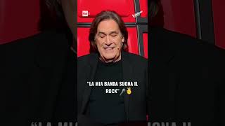 I coach di #TheVoiceSenior cantano “La mia banda suona il rock”