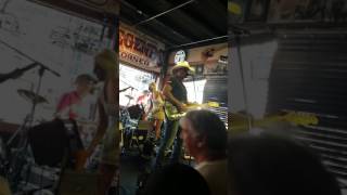 Twist and shout-buck McCoy 6 9 17 legends corner nashville