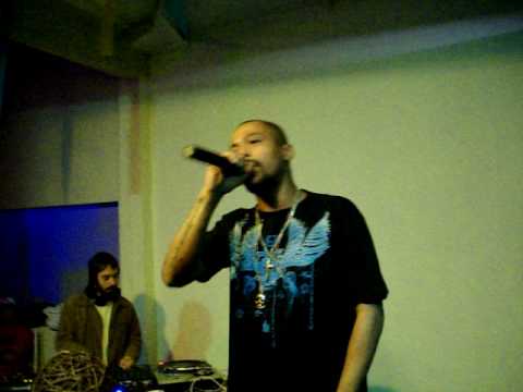 black alien em goiania