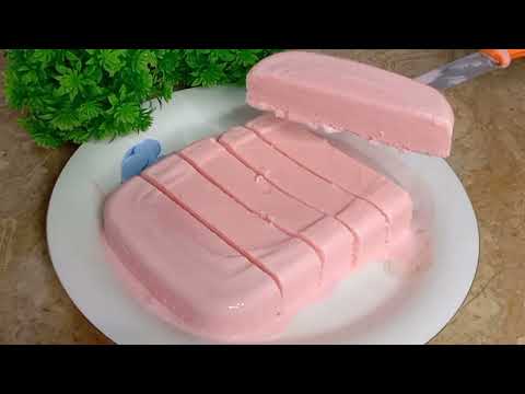 Strawberry ice cream by Aksa's kitchen| Homemade strawberry ice cream