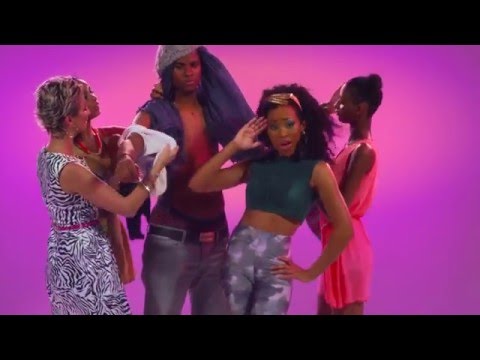 download lagu mp3 mp4 Un Homme Un Vrai, download lagu Un Homme Un Vrai gratis, unduh video klip Un Homme Un Vrai