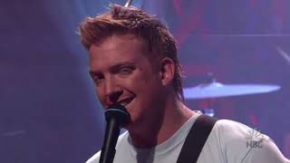 Queens Of The Stone Age - Go With The Flow (Leno 2003)