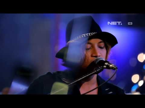 J-Rocks -  Fly Away - Music Everywhere **