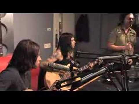 Shinedown - Save Me (Acoustic on 92.3 K-Rock)