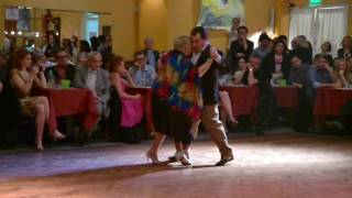 Nelida Fernando y Hernan Alvarez Prieto en el Parakultural -1