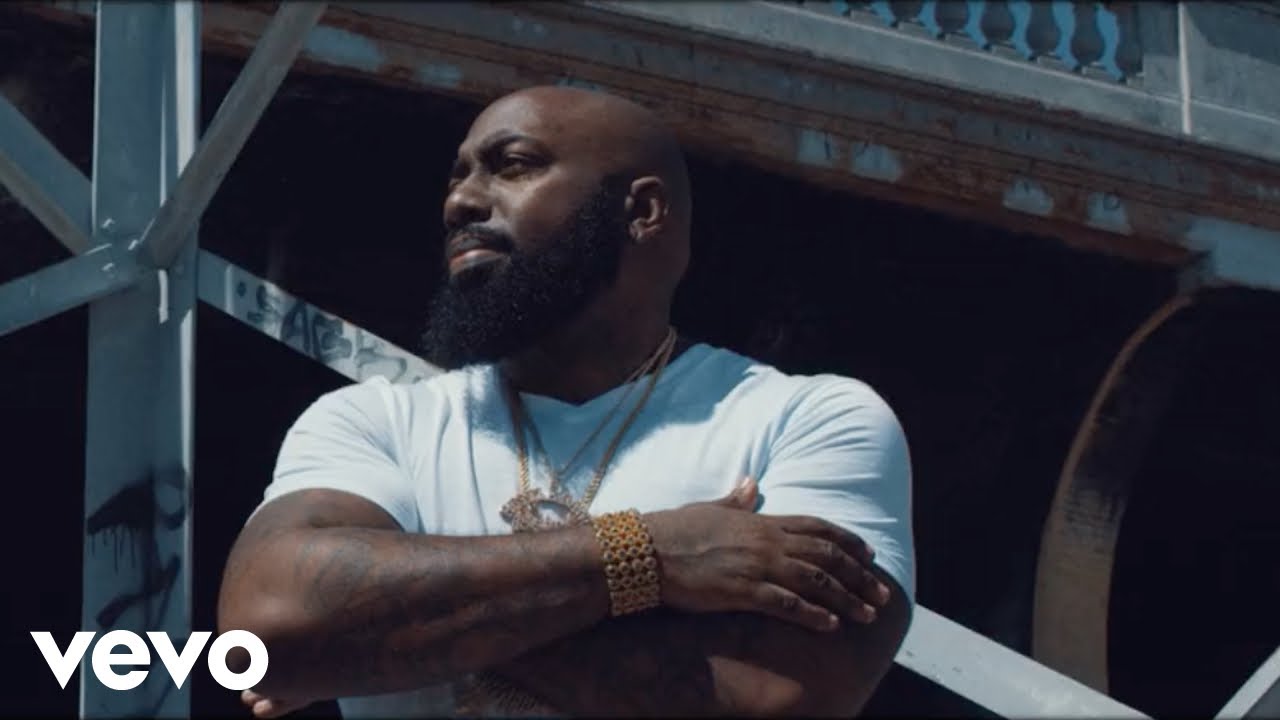 Trae tha Truth ft T.I., Dave East, Tee Grizzley, Royce Da 5’9″, Curren$y, Snoop Dogg, Fabolous, Rick Ross, Chamillionaire, G Eazy, Styles P, E-40, DRAM, Gary Clark, Jr. & Mark Morrison – “Im On 3.0”