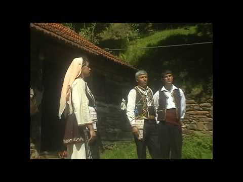 Macedonian Folk Group "MEGDAN" Kocani - Dvori Mete Angelina (4)