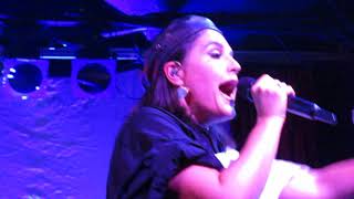 Jessie Ware - "Thinking About You" (Live in Boston)