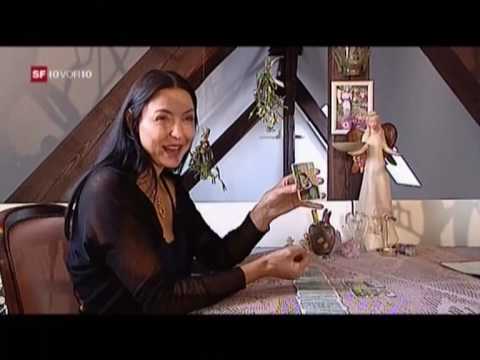 Nadine Reuter in "10vor10" in SF1, 2009