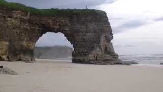 preview picture of video 'Pantai Bannu (Bannu Beach), Sumba Island, Indonesia'