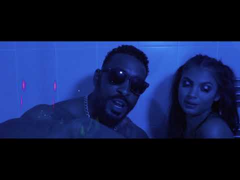 VADER X GUILLOTINE MACK - CAMERA GIRL