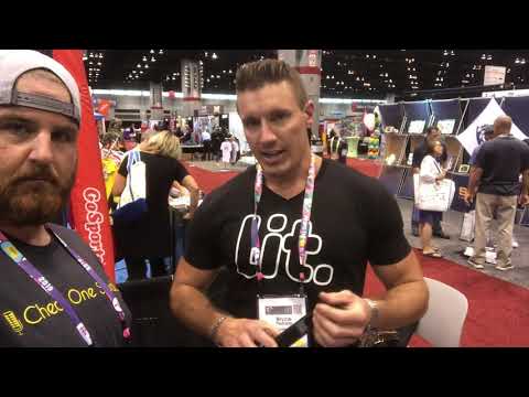 Top Promotional Items from The ASI Show 2019: Lit Mobile (Solar portable power)