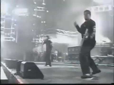 Thumbnail for PAPA ROACH - WALKING THRU BARBED WIRE * LIVE RARE by Papa Roach