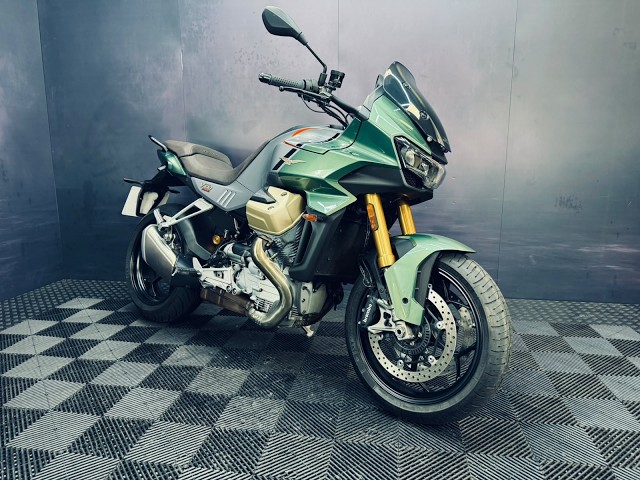 V100 MANDELLO S