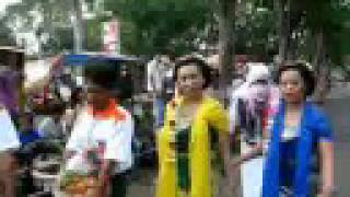 preview picture of video 'PEMBANGUNAN Carnival Pemda Grobogan - Purwodadi 20 Agustus 2008'