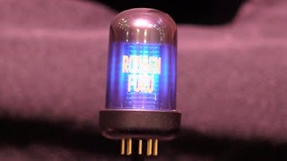 Video thumbnail for SNAMM '16 - Roland Robben Ford Tone Capsule Demo by Premier Guitar