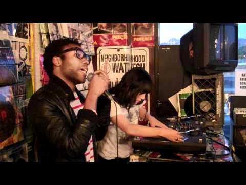 Donald Glover - Childish Gambino with DJ SoSuperSam LIVE at FatBeats, LA part 1-9