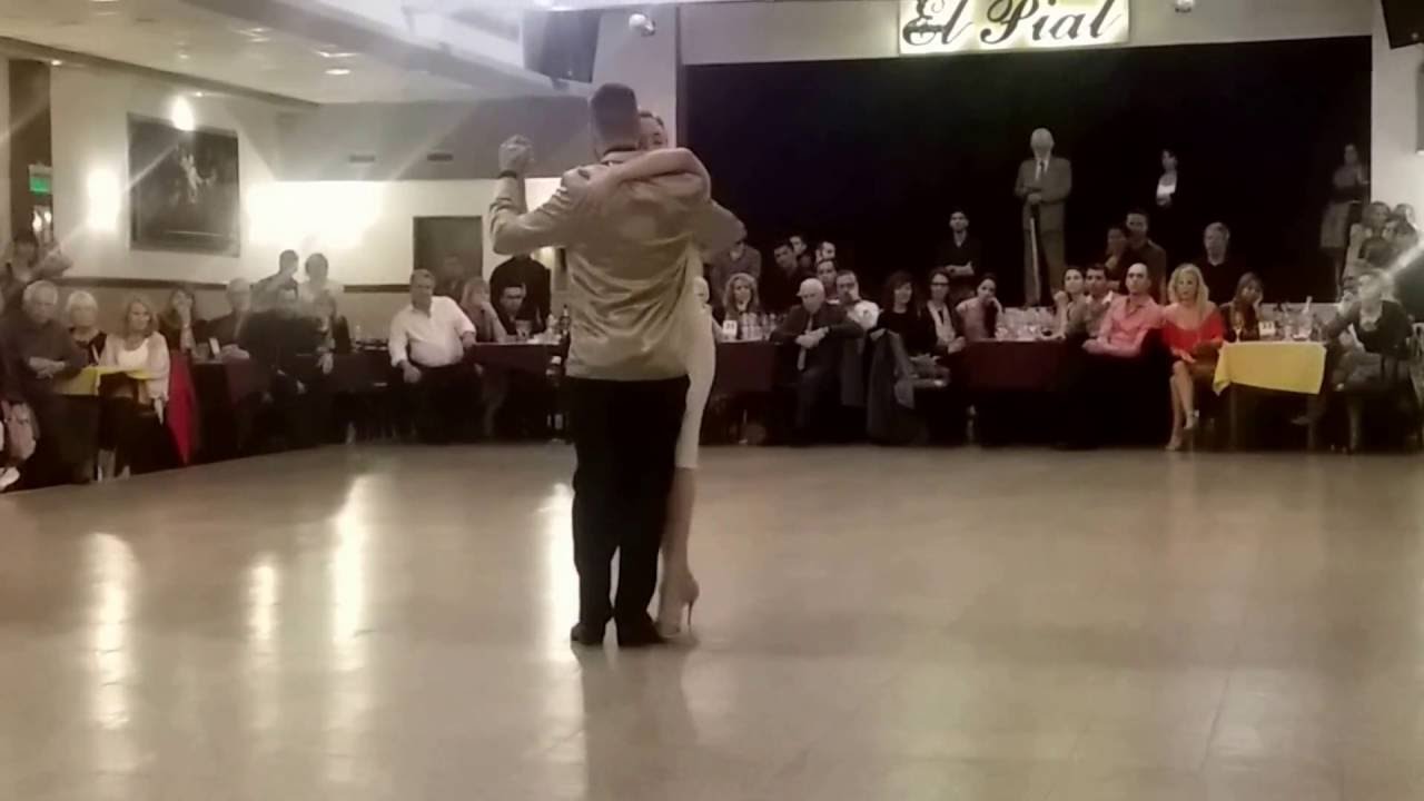 Javier Rodriguez y Paola Tacchetti en La Baldosa - Yuyo brujo - J D Arienzo