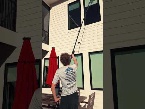 Cleaning Exterior Windows