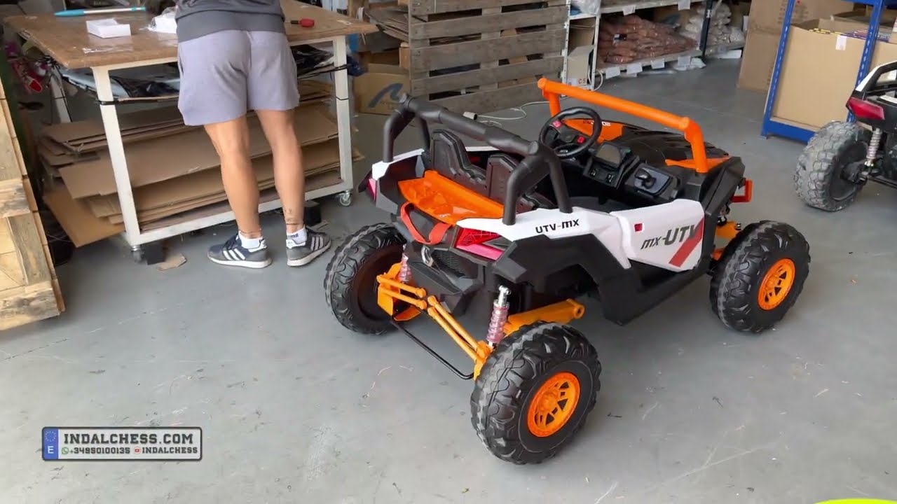 Buggy 4x4 de 24V con cuatro motores de 60W, puede con todo