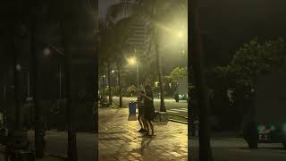 다낭 미케 해변 상황이 이상하다??🤣🤣🤣#바반그릇하자 #다낭 #다낭여행  #하늘이네 #funny