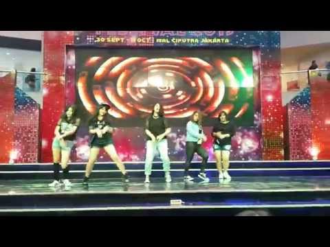 [151003] S:Code Cover 4 Minute - Crazy @ ASEAN KDF 2015 Mall Ciputra Jakarta
