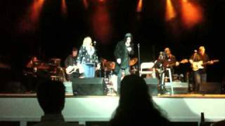 Peter Wolf Impromptu Unrehersed Performance with Patty Reese at State Theatre, May 2010-Fun!