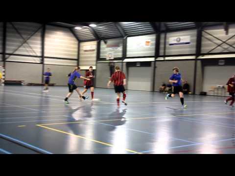DZV'82 Da1 -  Quick 1888 Da1 - Doelpunt nr.2 speelster Quick