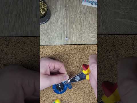 Meine ersten Lötversuche habe ich für euch aufgezeichnet.  #BlinkyParts #löten #diy #solder