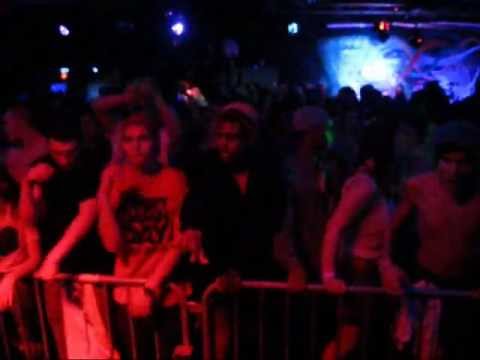 Microsis @ Quad : Ferry Corsten, Arty vs. W&W - Digital Acid (Microsis Mashup)