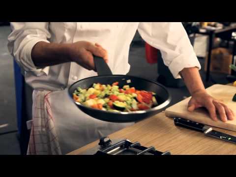 Martin Baudrexel - Gemüse in der Pfanne schwenken