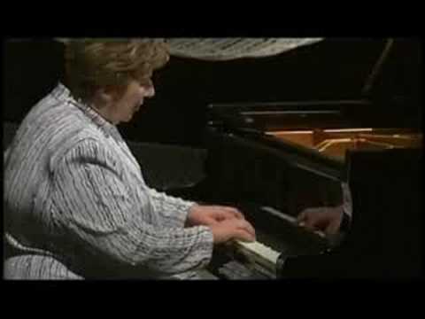 Svetla Protich - Bach: Prelude & Fugue in A-minor BWV 543/2