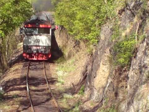 749 008 na čele os 9055 - Petrov - 7.5.2011.