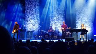 Beth Hart - With You Everyday - Hexagon Reading