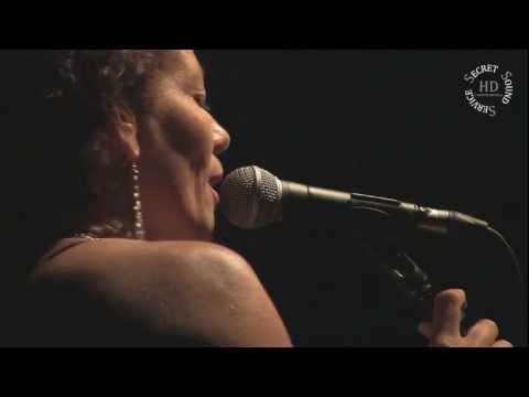 Rosalia de Souza "Fotografia" - Antonio Carlos Jobim.mp4