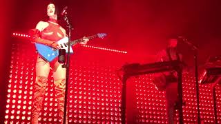 St Vincent - Savior The Queen Theater May 25 2018 I Am A Lot Like You