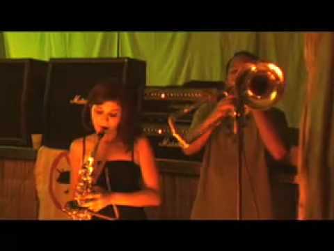 via de escape a Ska punk margarita