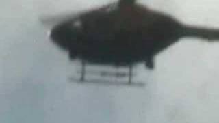 preview picture of video 'helicopter buzzing wirksworth'