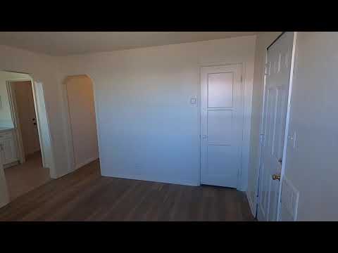 PL9774 - Bungalow Style 1+1 near Space-X w/ HUGE Yard (Hawthorne, CA)