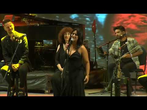 LUNA CAUTIVA COSQUÍN Julia Zenko, Angela Leiva, Rodrigo Tapari, Juan Carlos Baglietto y Lito Vitale