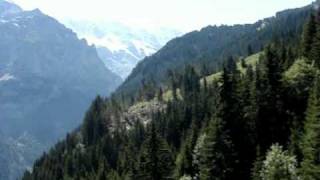 preview picture of video 'Paragliding in Lauterbrunnen Switzerland'