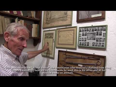 At the farm museum, back in time in the owner's room