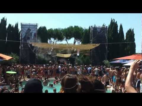 NEIL PIERCE @ IPM POOL PARTY 15/07/2012