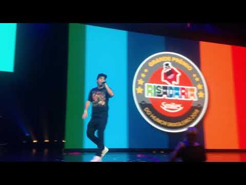 Brazza improvisando no Prêmio Risadaria 2018