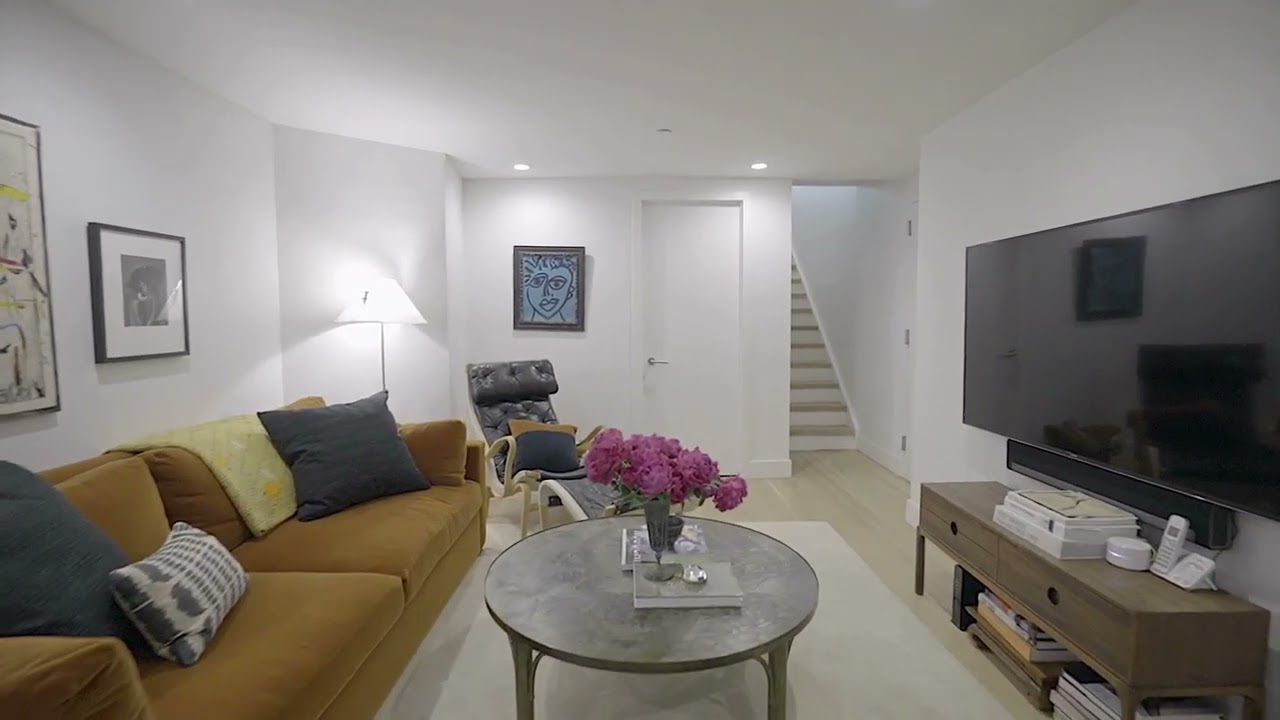 4 Downing Street Video Tour