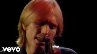 Musik-Video-Miniaturansicht zu American Girl Songtext von Tom Petty & The Heartbreakers