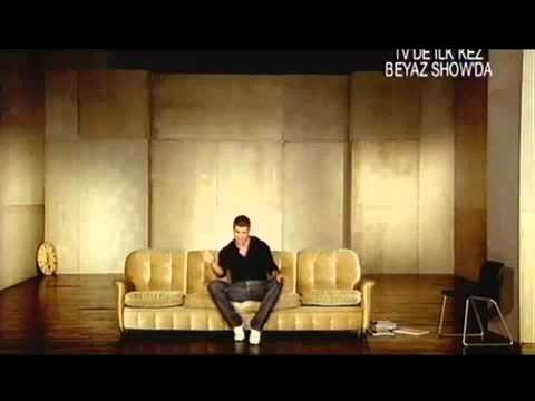 Özcan Deniz - Bir Dudaktan (by_S@DIKH).MP4