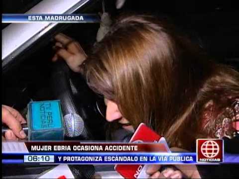 América Noticias: Drunk woman causes traffic accident and causes public disturbance