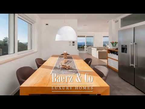Podstrana, luxury four bedroom apartment with a beautiful sea view and 2 g... - Luxury home for sale