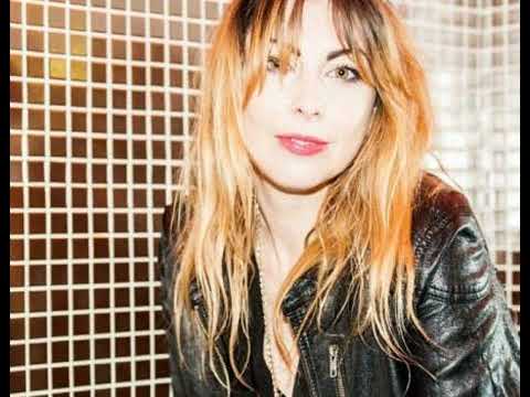 Thumbnail for Courtney Taylor-Taylor of The Dandy Warhols chats with Sinead Ní Mhórdha on BACKSTAGE by Sinead